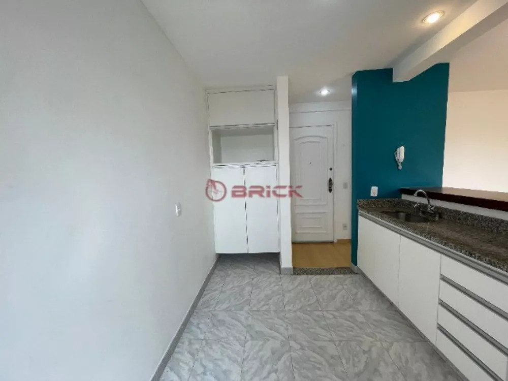 Apartamento à venda com 1 quarto, 70m² - Foto 4