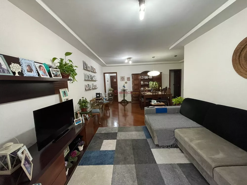 Apartamento à venda com 4 quartos, 164m² - Foto 5