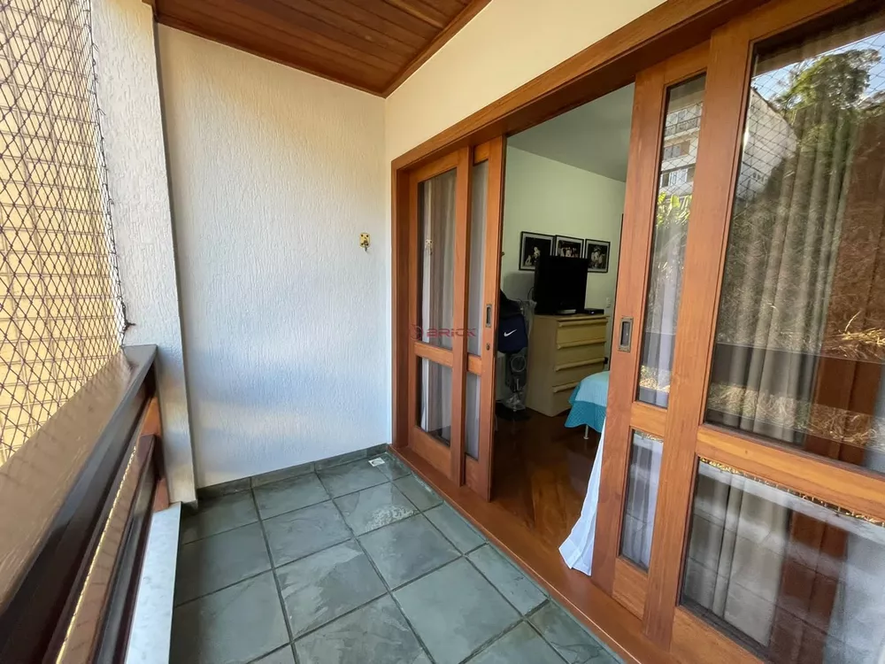 Apartamento à venda com 4 quartos, 164m² - Foto 9