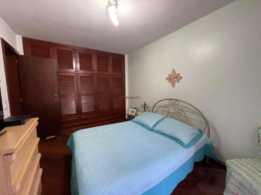 Apartamento à venda com 4 quartos, 164m² - Foto 11