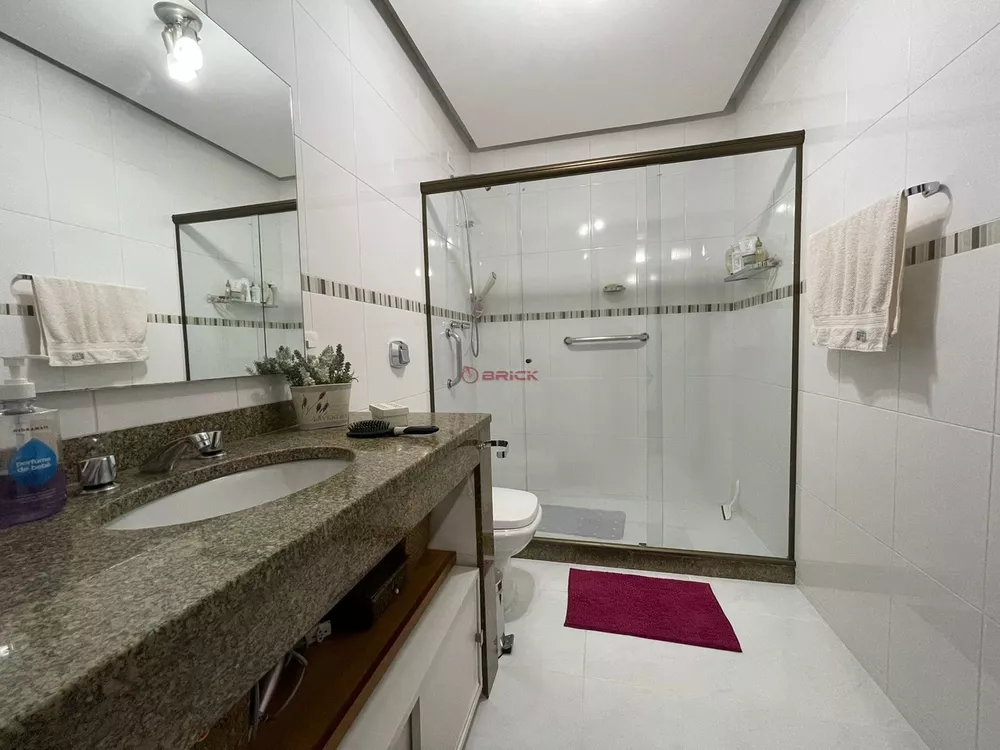 Apartamento à venda com 4 quartos, 164m² - Foto 20