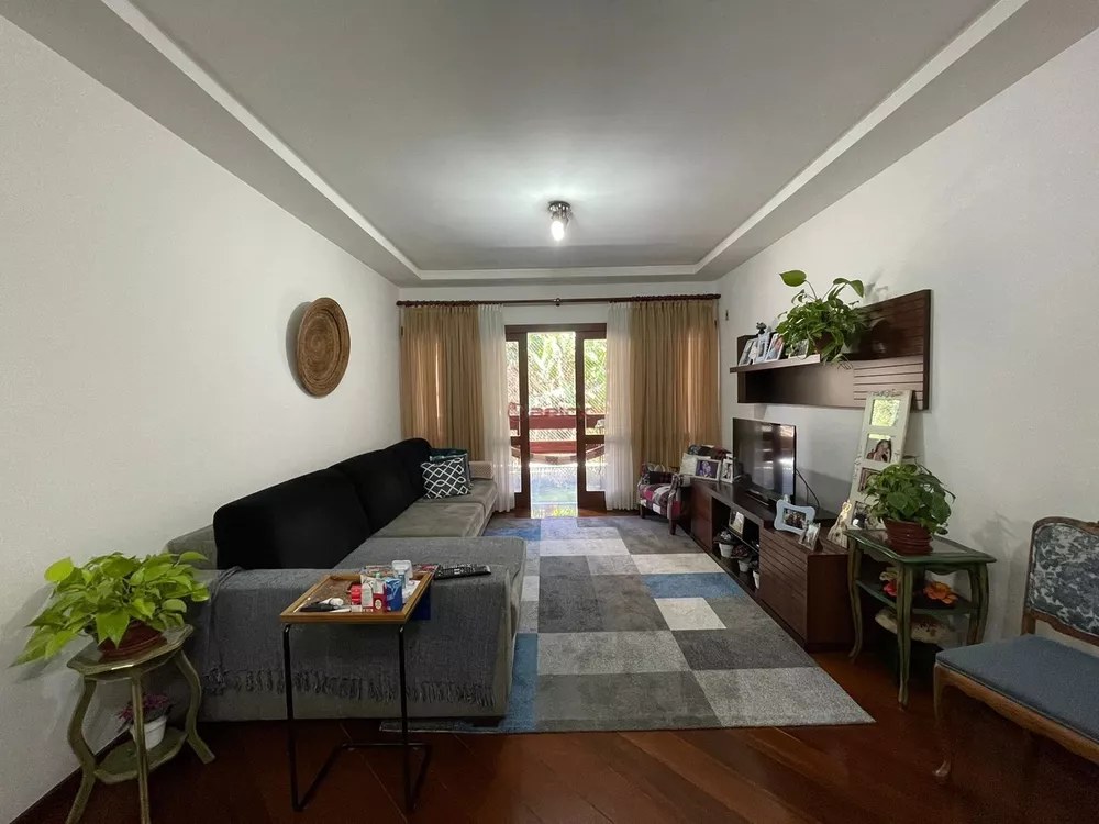 Apartamento à venda com 4 quartos, 164m² - Foto 2