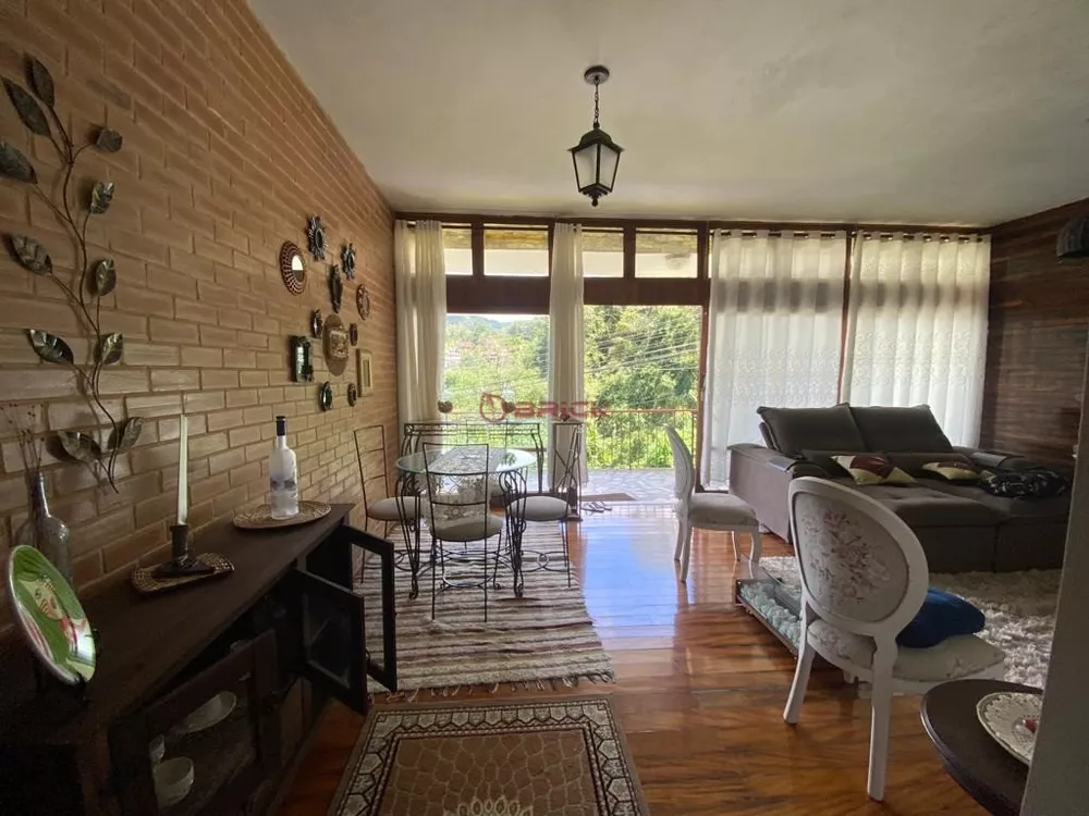 Casa à venda com 3 quartos, 125m² - Foto 4