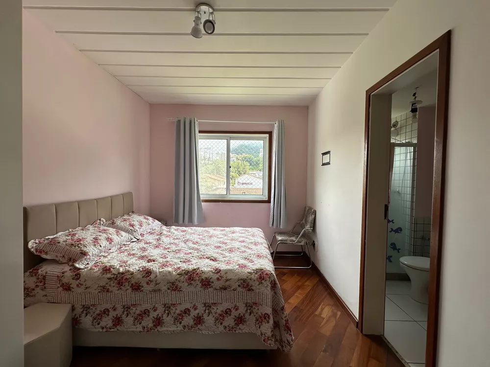 Apartamento à venda com 2 quartos, 62m² - Foto 3