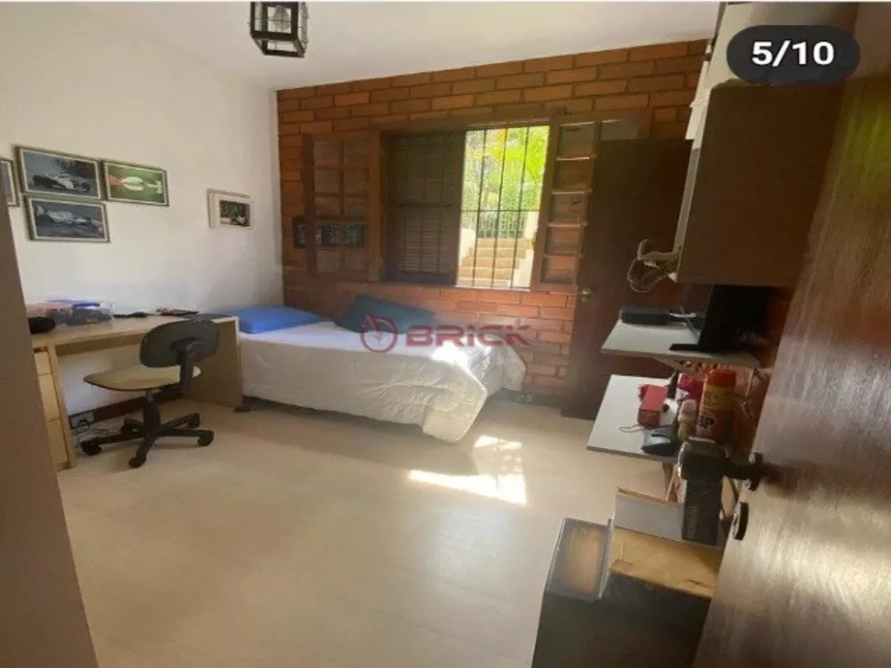 Casa à venda com 5 quartos, 299m² - Foto 10