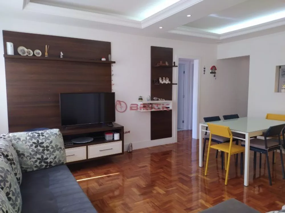 Apartamento à venda com 2 quartos, 60m² - Foto 1