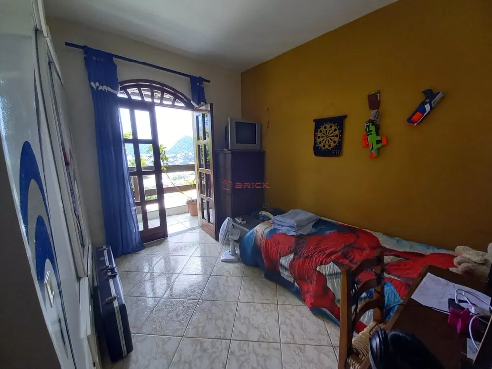 Casa à venda com 3 quartos, 150m² - Foto 6