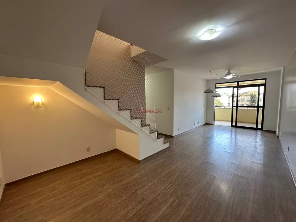 Cobertura à venda com 4 quartos, 144m² - Foto 2