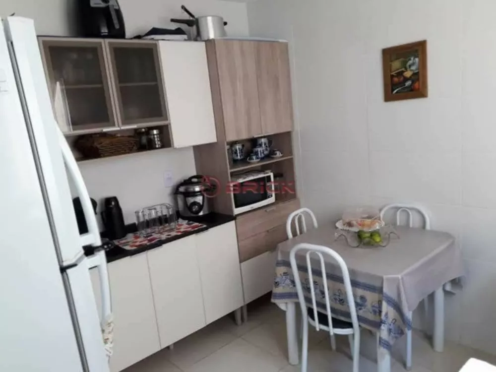 Casa à venda com 3 quartos, 100m² - Foto 7