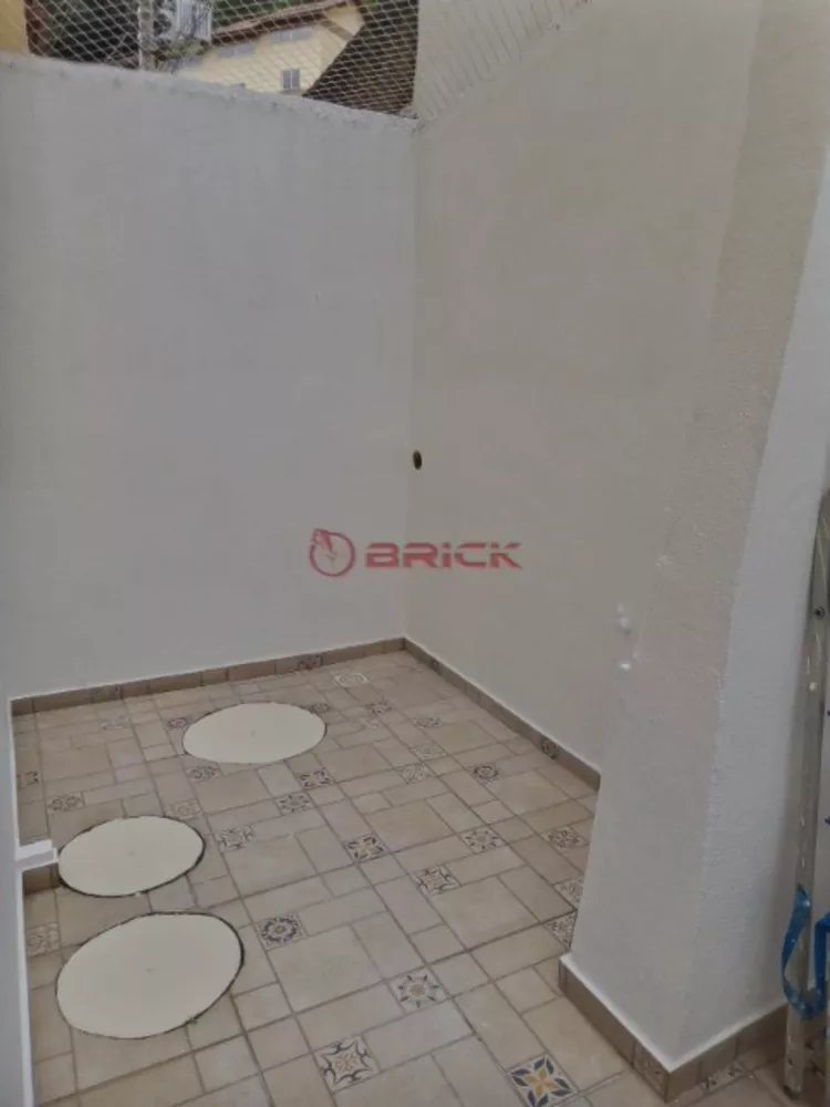 Casa à venda com 3 quartos, 100m² - Foto 8