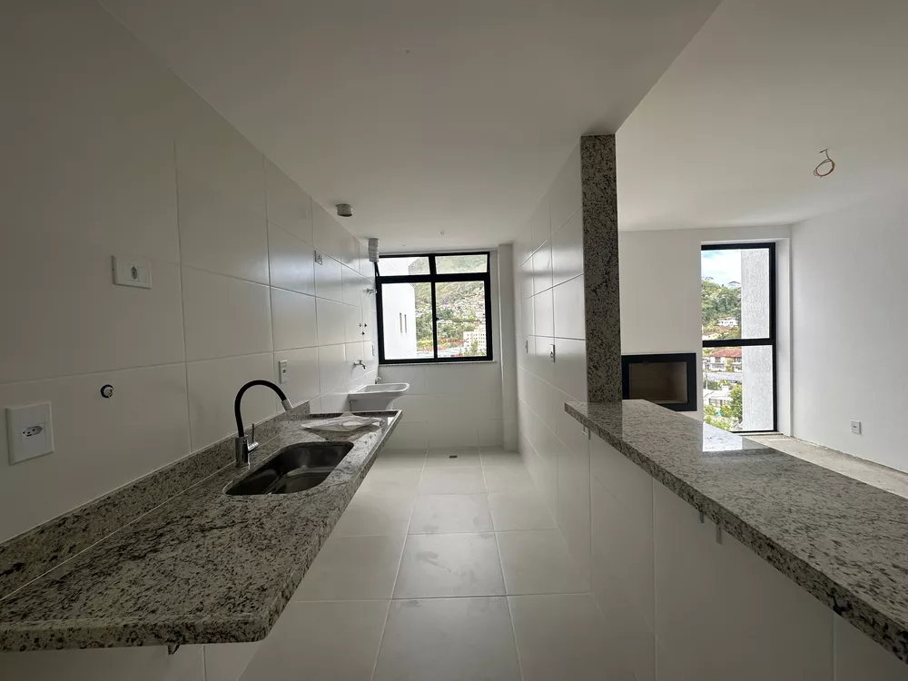 Apartamento à venda com 3 quartos, 70m² - Foto 1