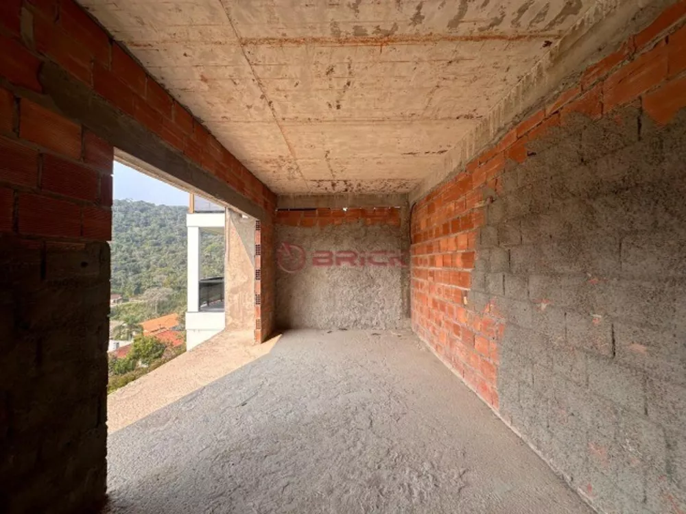 Casa à venda com 3 quartos, 200m² - Foto 9