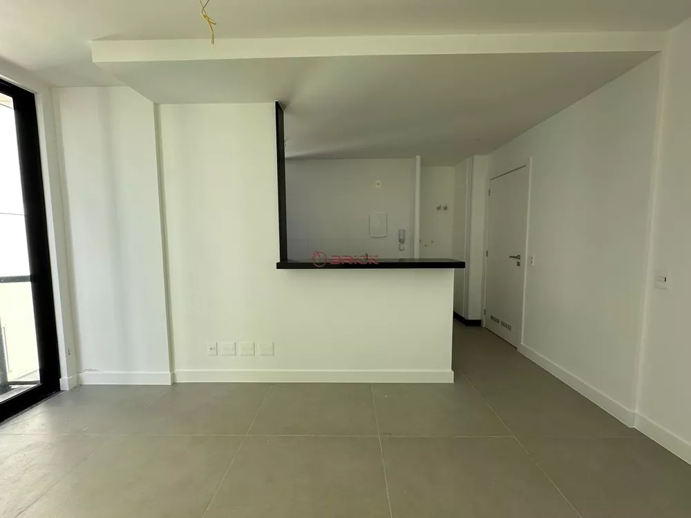 Apartamento à venda e aluguel com 1 quarto, 46m² - Foto 3