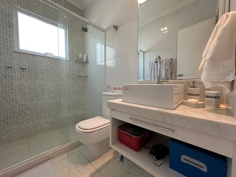 Casa à venda com 3 quartos, 142m² - Foto 4