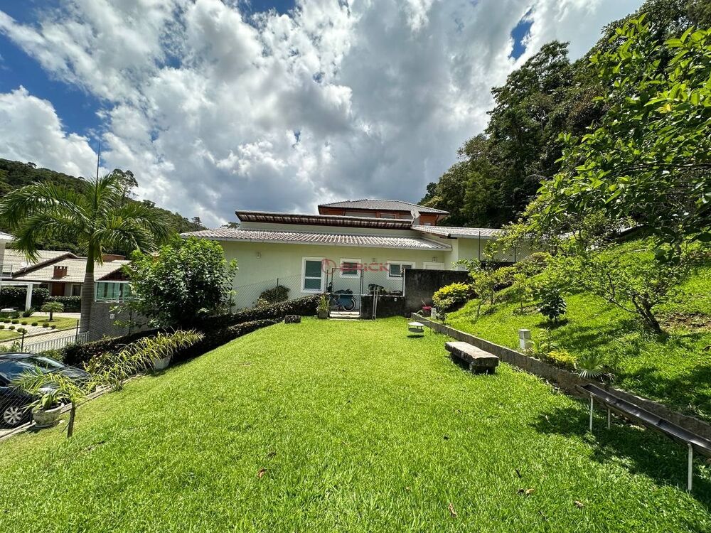 Casa à venda com 3 quartos, 142m² - Foto 7