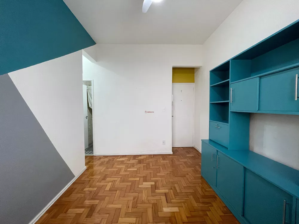 Apartamento à venda com 1 quarto, 32m² - Foto 3