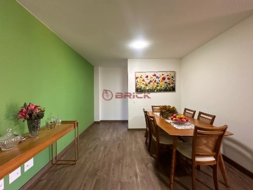 Apartamento à venda com 2 quartos, 99m² - Foto 4