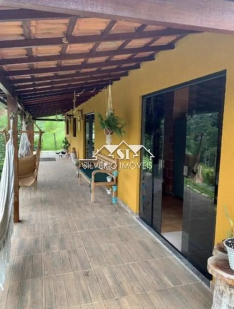 Casa, 2 quartos, 200 m² - Foto 1