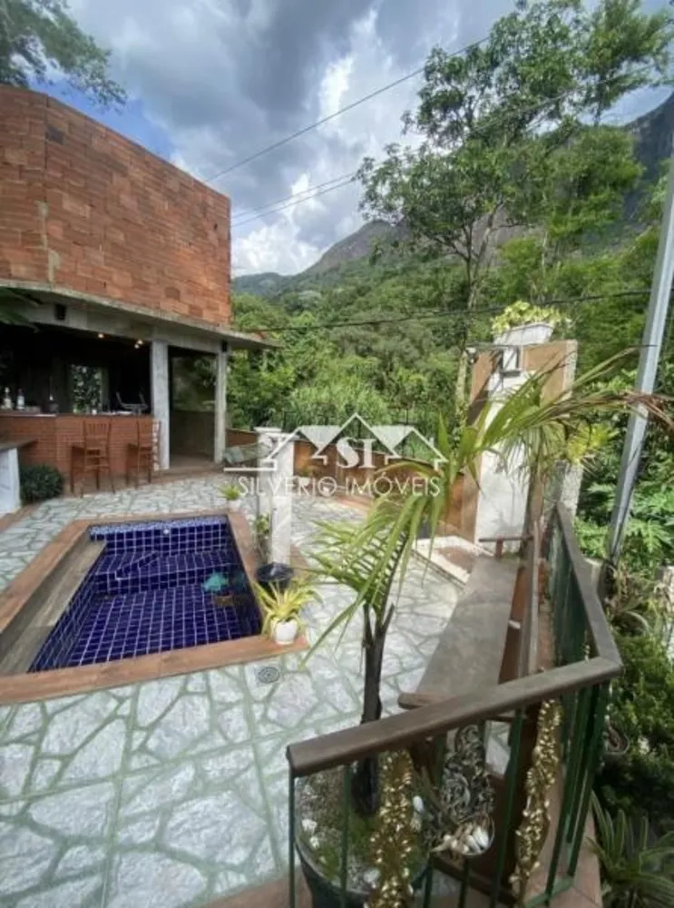 Casa, 2 quartos, 200 m² - Foto 1