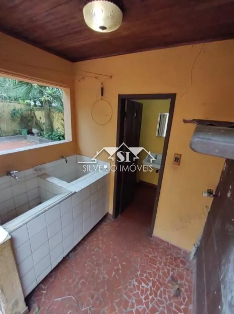 Casa, 6 quartos, 220 m² - Foto 7