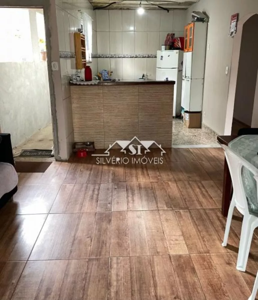 Casa, 2 quartos, 230 m² - Foto 1