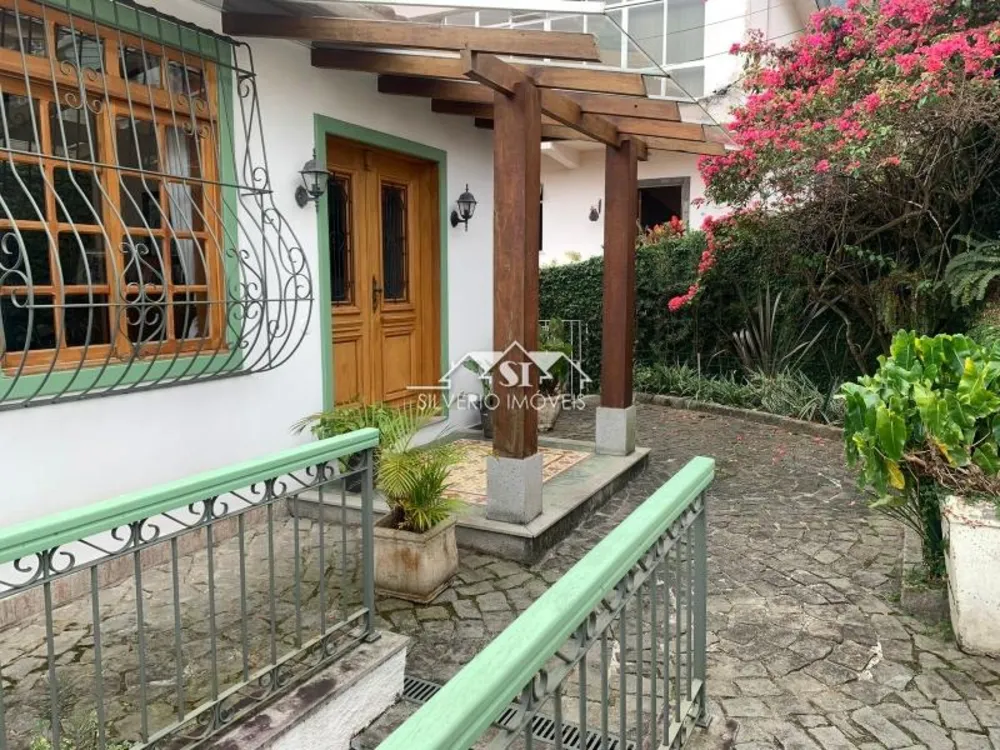 Casa, 4 quartos, 275 m² - Foto 4