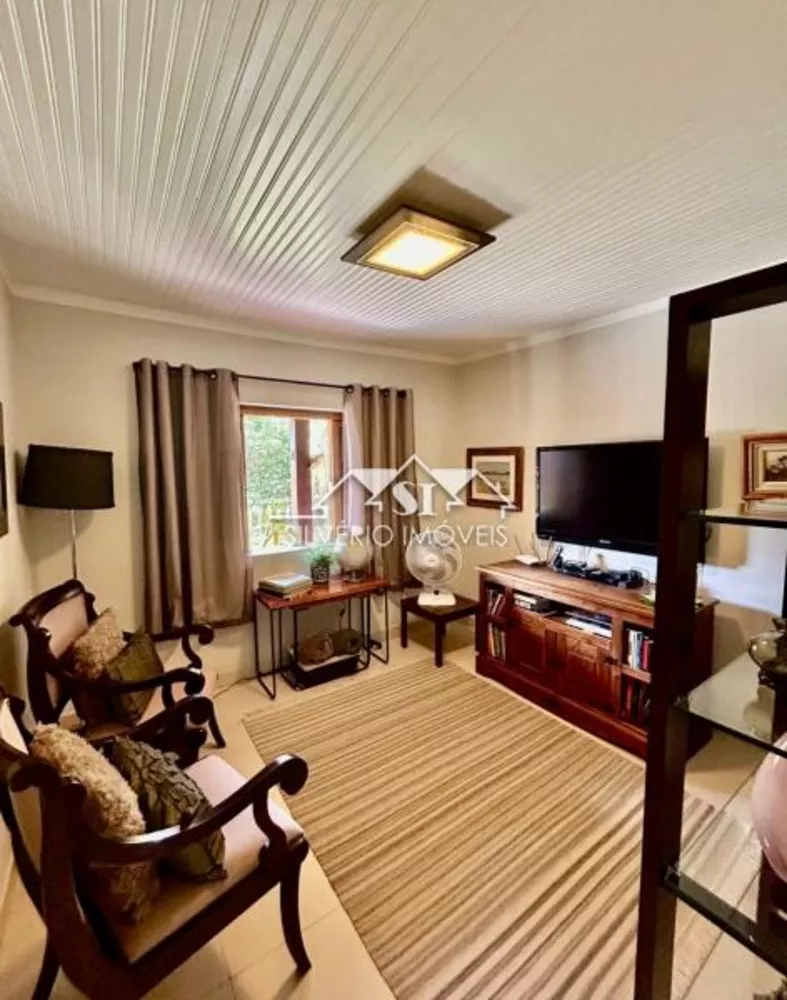 Casa, 4 quartos, 240 m² - Foto 20
