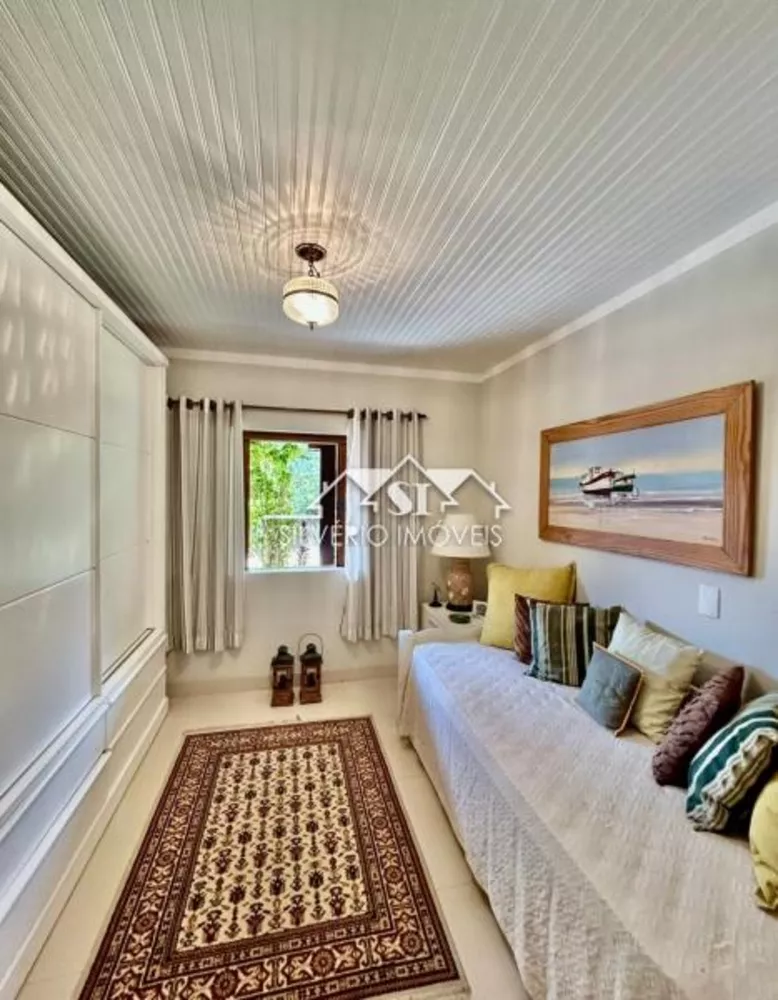 Casa, 4 quartos, 240 m² - Foto 17