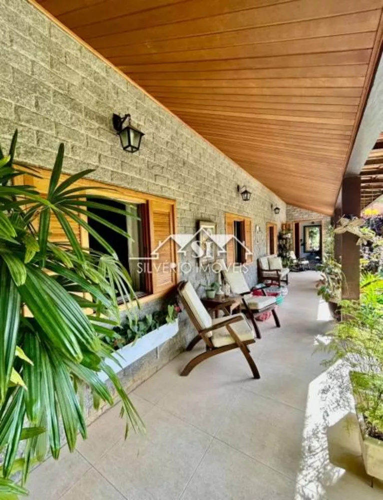 Casa, 4 quartos, 240 m² - Foto 29