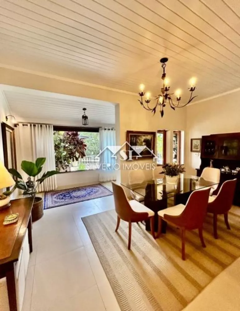 Casa, 4 quartos, 240 m² - Foto 24