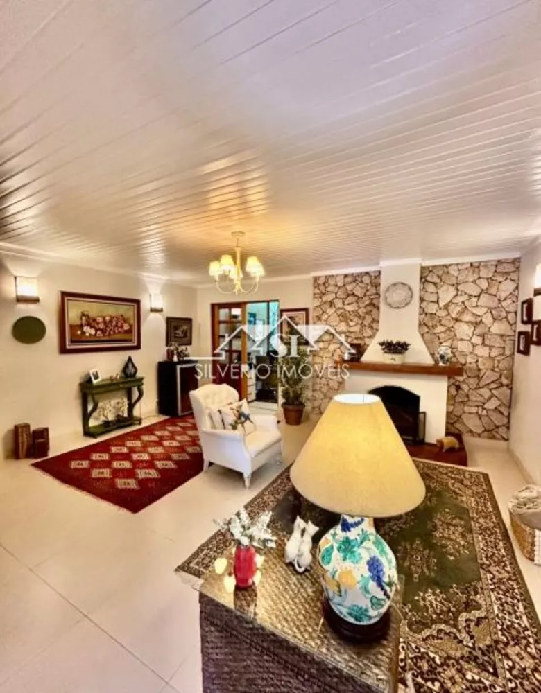 Casa, 4 quartos, 240 m² - Foto 15
