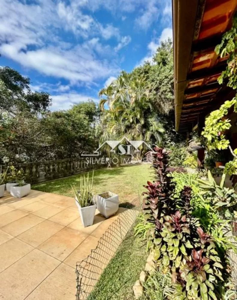Casa, 4 quartos, 240 m² - Foto 22