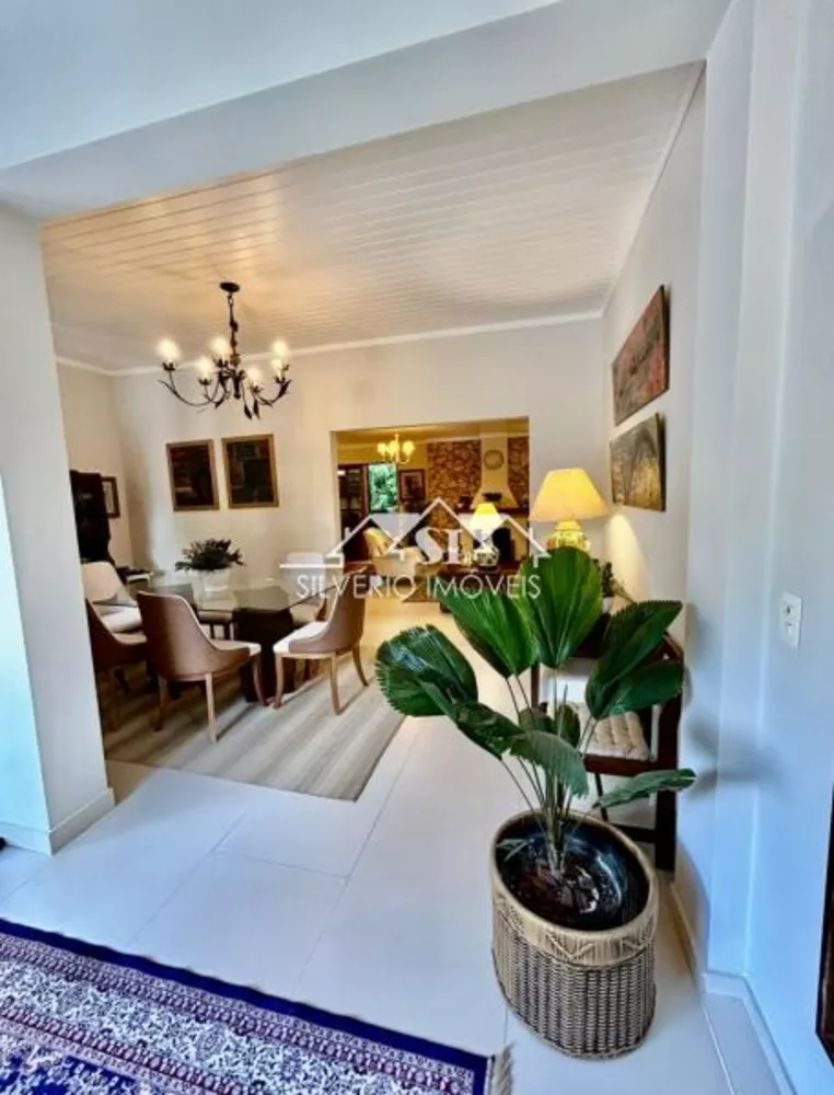 Casa, 4 quartos, 240 m² - Foto 6