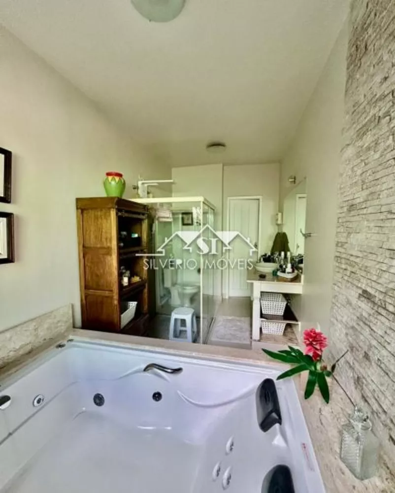 Casa, 4 quartos, 240 m² - Foto 12