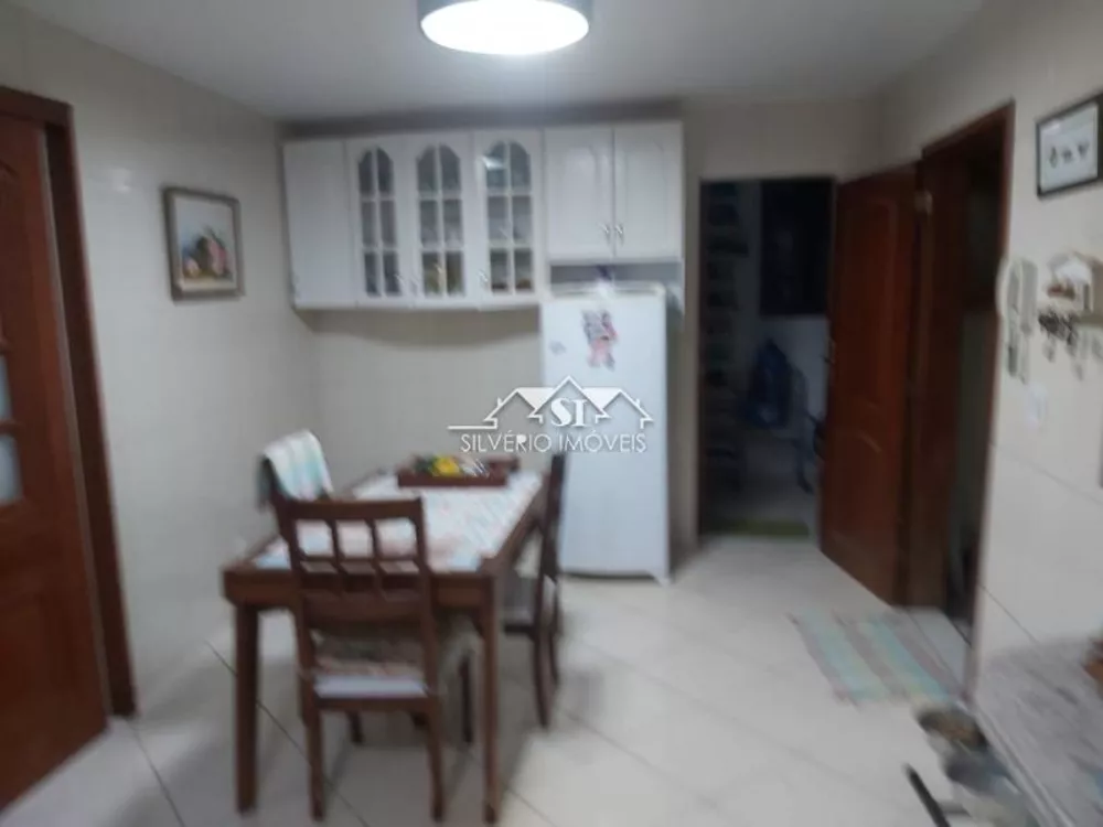 Casa, 3 quartos, 200 m² - Foto 6