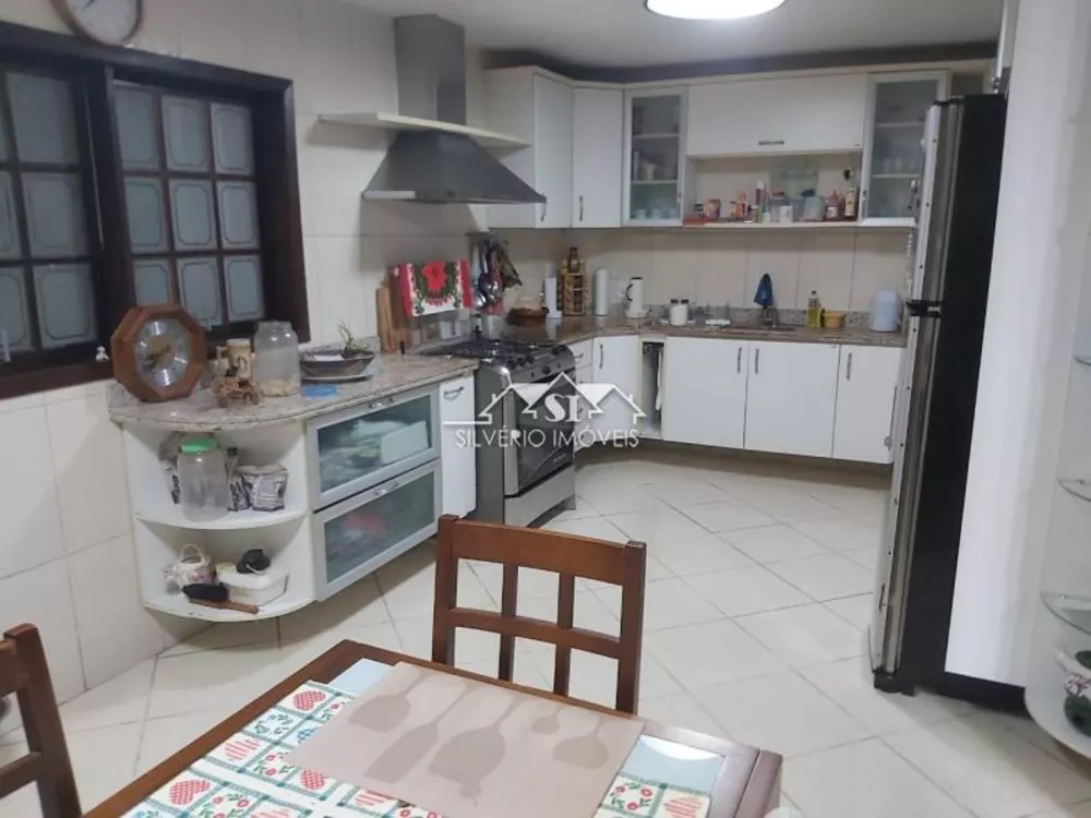 Casa, 3 quartos, 200 m² - Foto 5