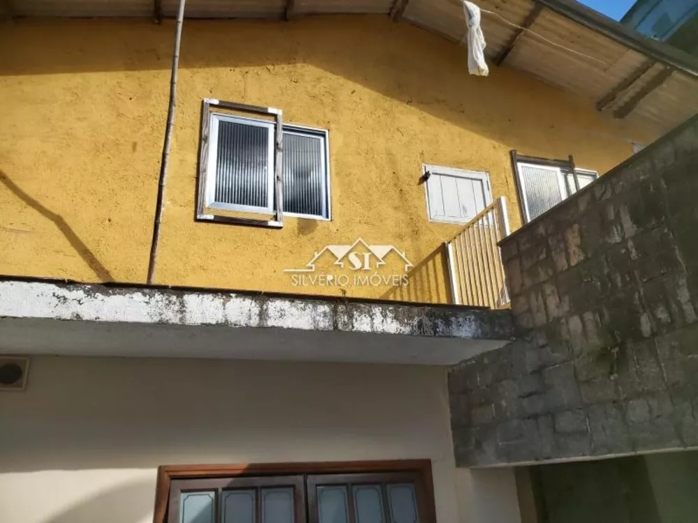 Casa, 3 quartos, 200 m² - Foto 2