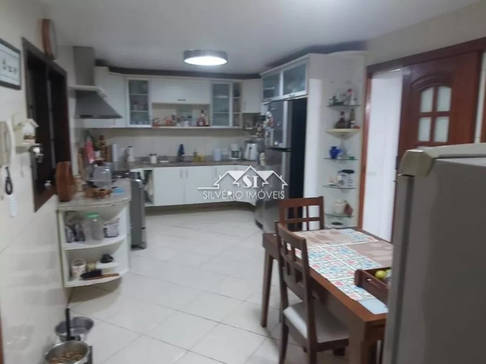 Casa, 3 quartos, 200 m² - Foto 10