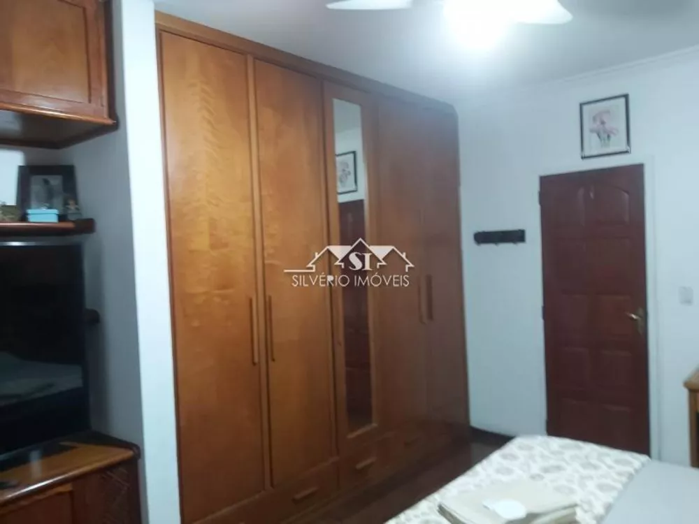 Casa, 3 quartos, 200 m² - Foto 1