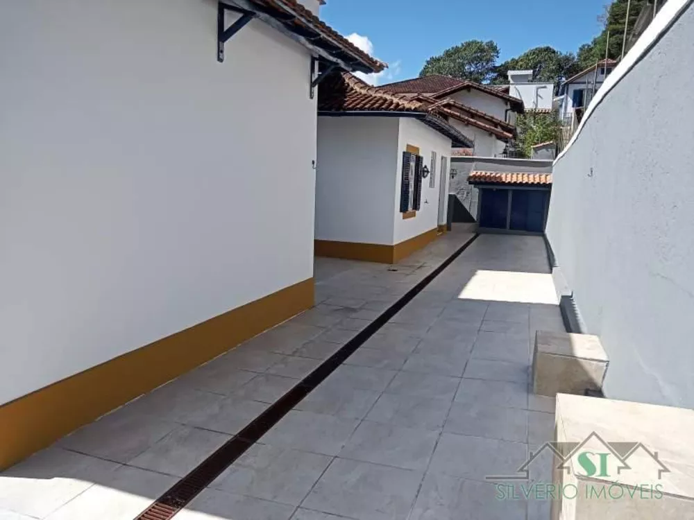 Casa, 5 quartos, 250 m² - Foto 3