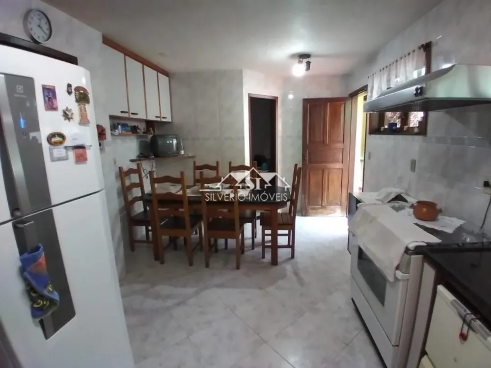 Casa, 3 quartos, 256 m² - Foto 15