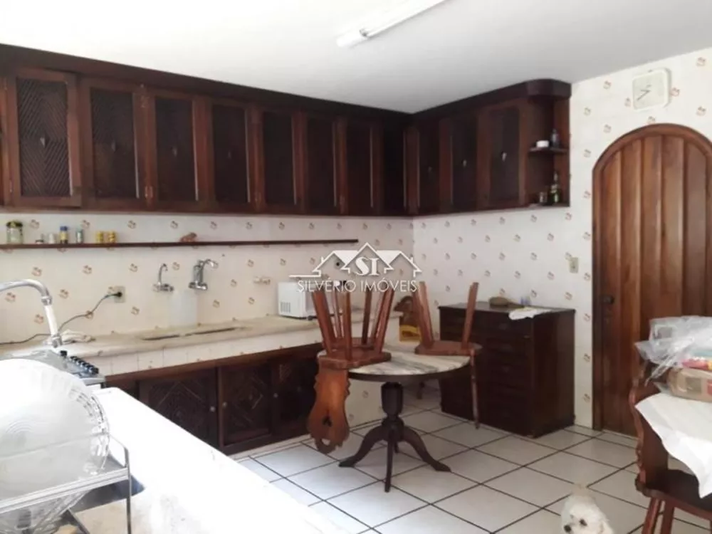 Casa, 4 quartos, 288 m² - Foto 3