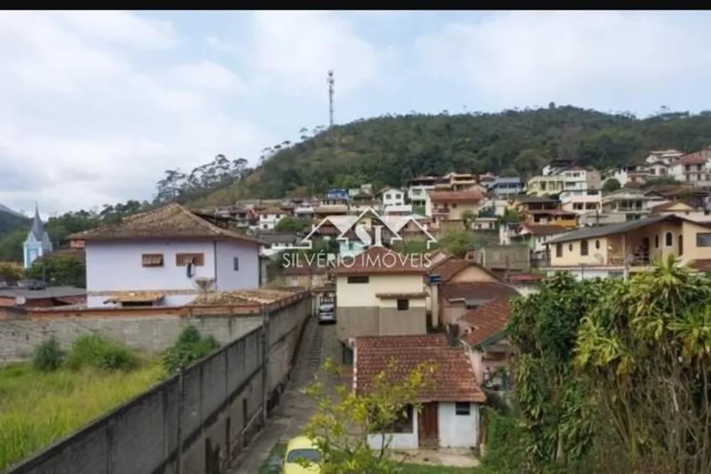 Casa, 4 quartos, 250 m² - Foto 13