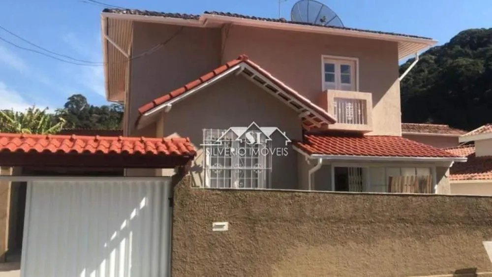 Casa, 4 quartos, 280 m² - Foto 1