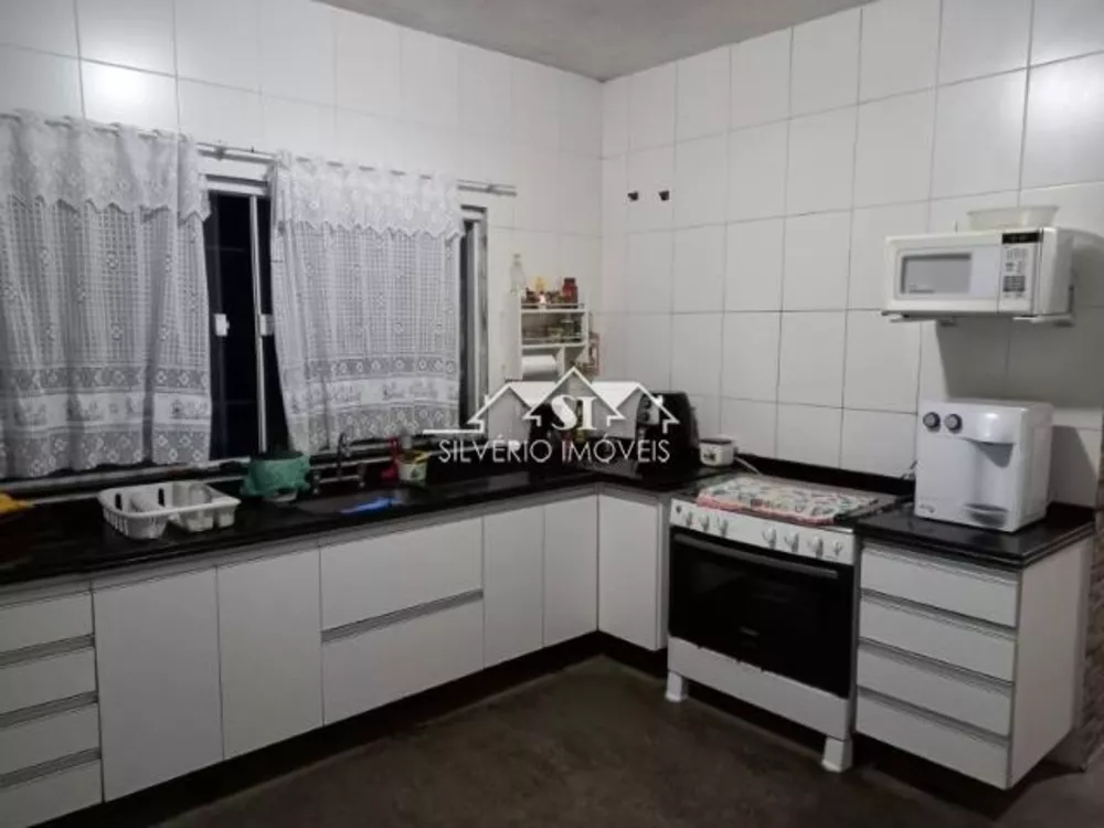 Casa, 4 quartos, 215 m² - Foto 8