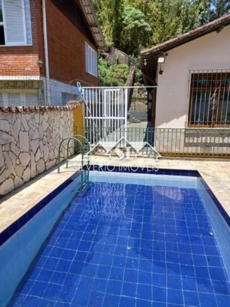 Casa, 4 quartos, 215 m² - Foto 13