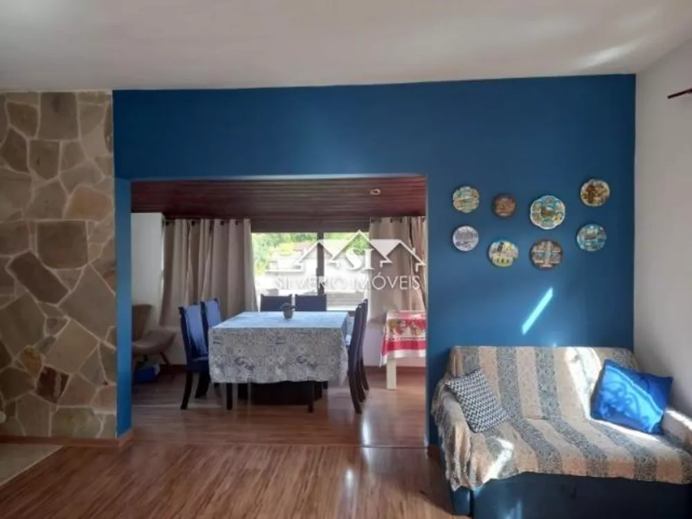 Casa, 4 quartos, 215 m² - Foto 2