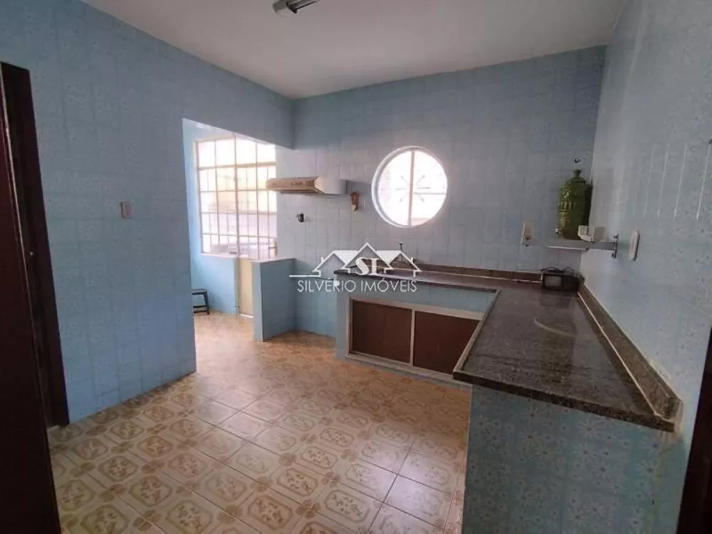 Casa, 3 quartos, 250 m² - Foto 15