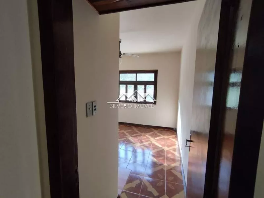 Casa, 3 quartos, 250 m² - Foto 22