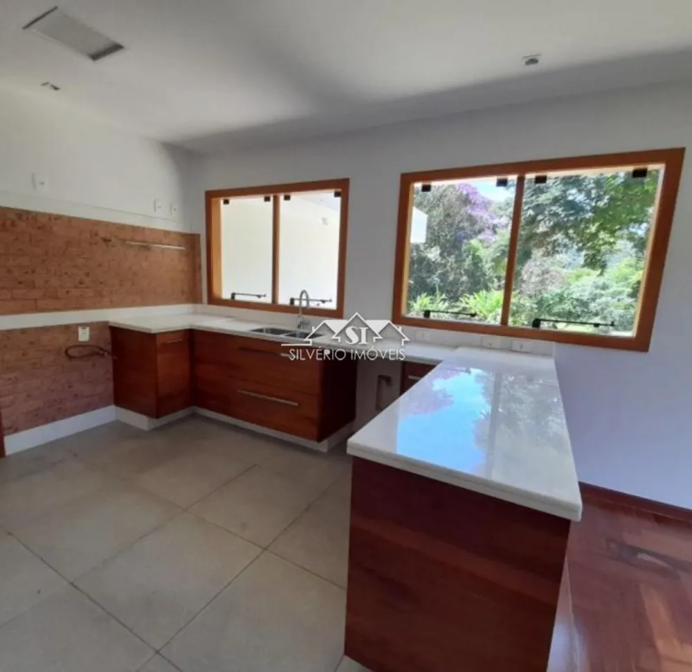 Casa, 4 quartos, 235 m² - Foto 10